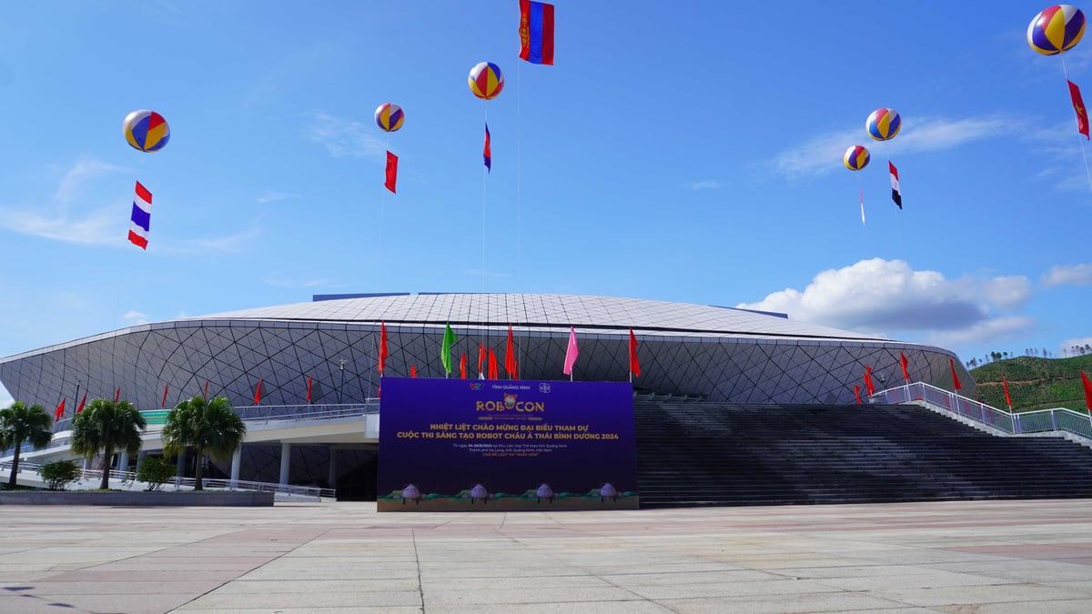 Dai Yen Multi-Purpose Gymnasium